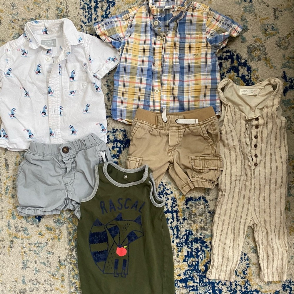 Gently used boys bundle 12M Gap, Zara, Old Navy